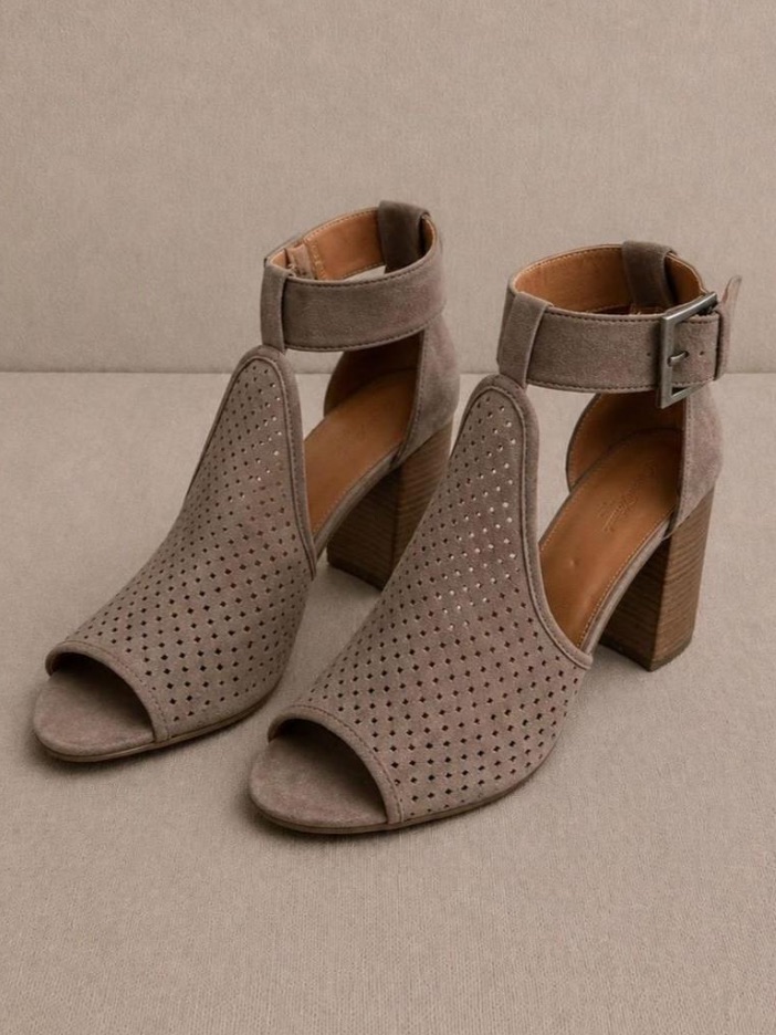 Target Universal Thread Fall Booties Heel Peep Toe Chunky Wedge Sandal Green 9